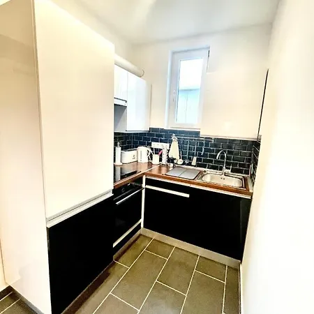 Ferienwohnung Peter & Roza Modern Apartmanhaz **** Balatonmáriafürdő Exterior foto