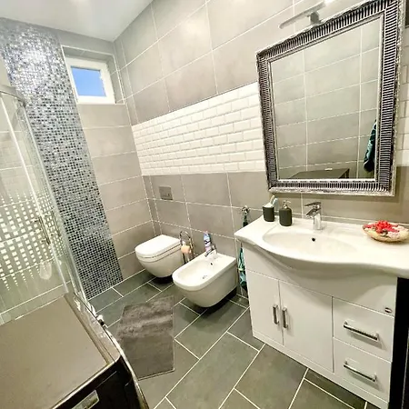 Ferienwohnung Peter & Roza Modern Apartmanhaz **** Balatonmáriafürdő Exterior foto