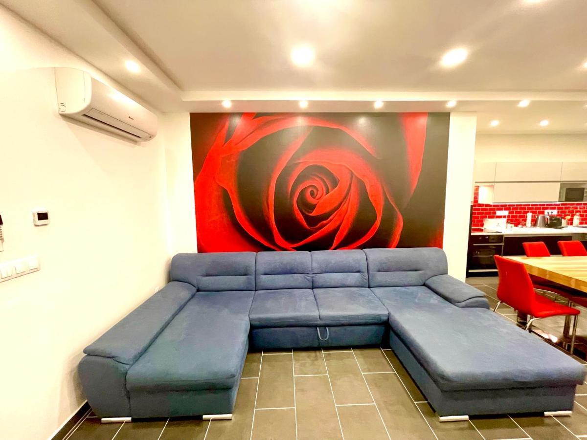 Peter & Roza Modern Apartmanhaz **** Apartment Balatonmariafurdo
