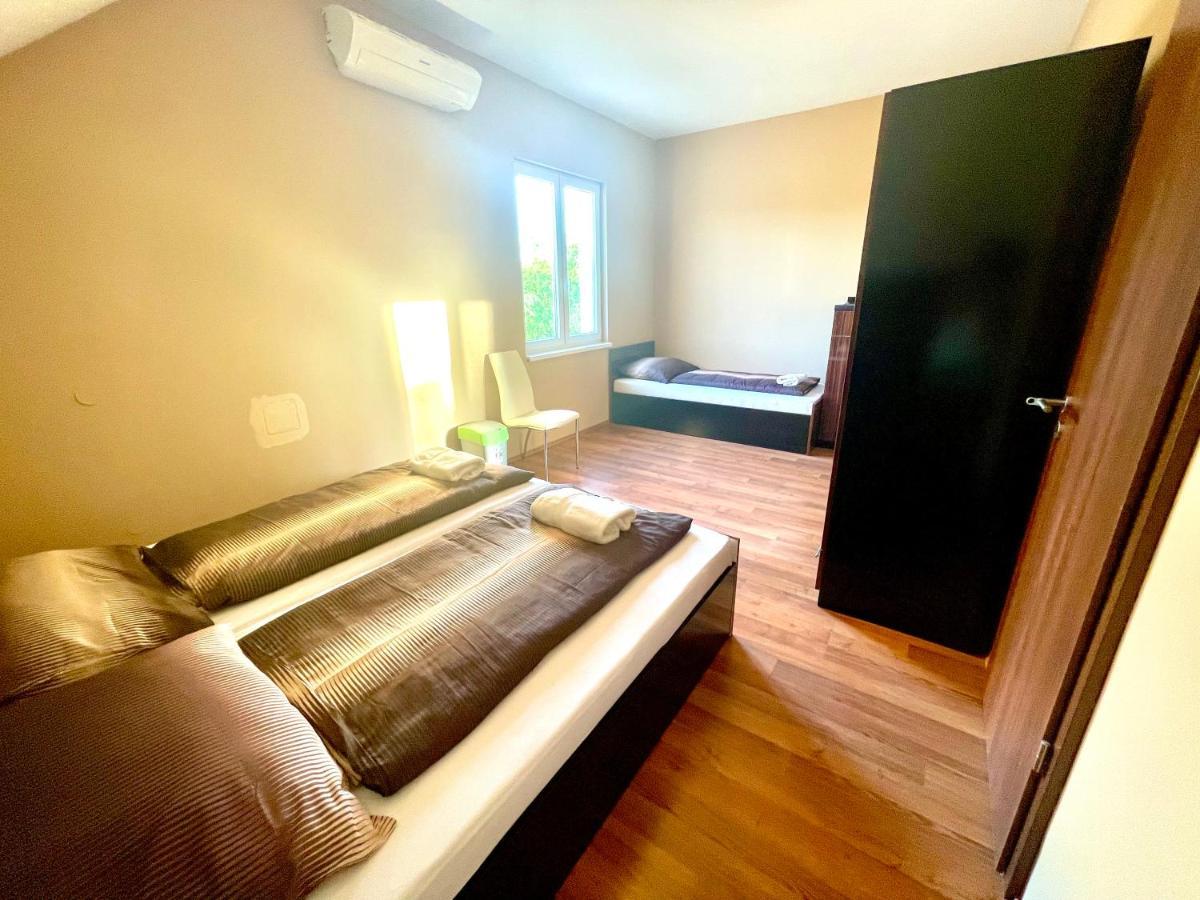 Apartmán Peter & Roza Modern Apartmanhaz **** Balatonmariafurdo