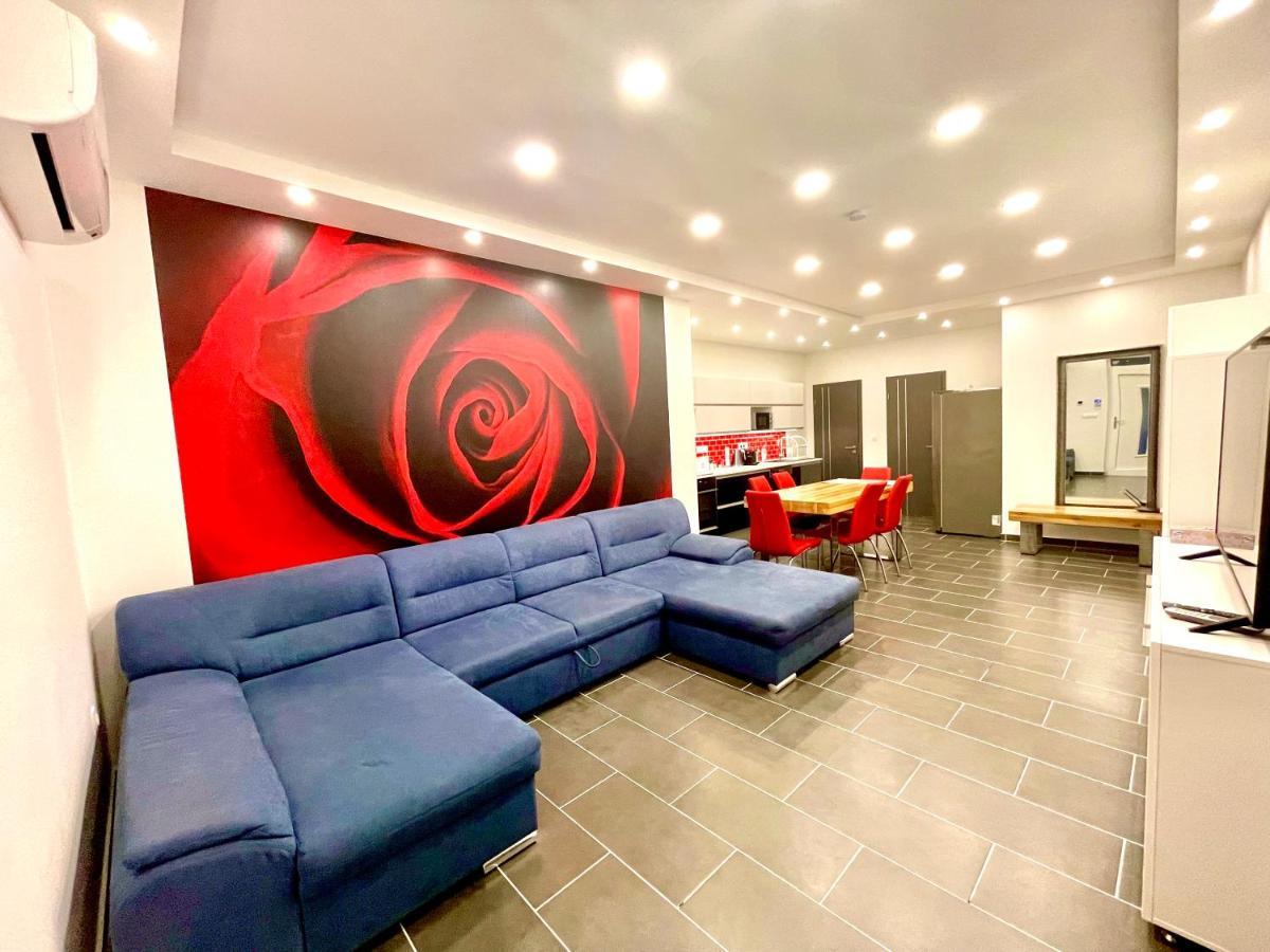 Peter & Roza Modern Apartmanhaz **** Balatonmariafurdo